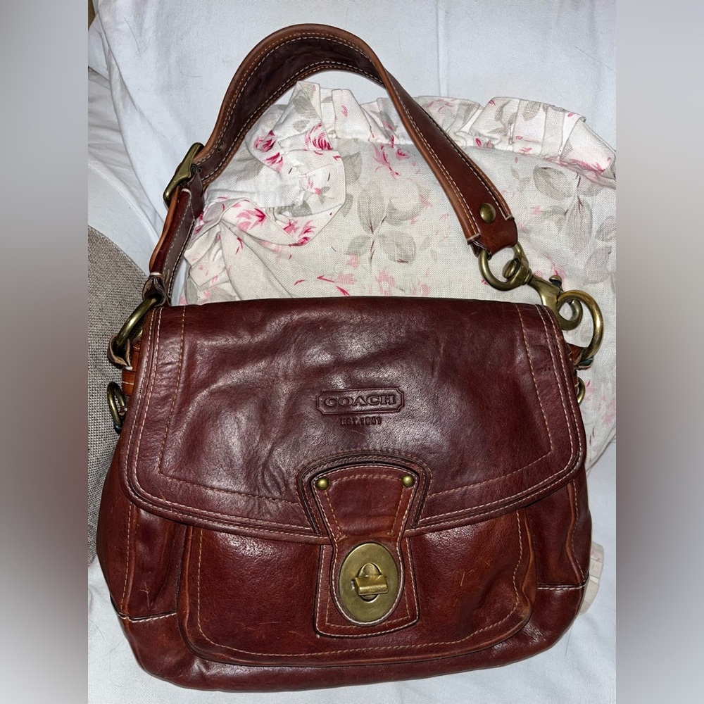 EUC Coach Legacy Ali 65th Anniversary bag in Whiskey Leather with Brass Hardware